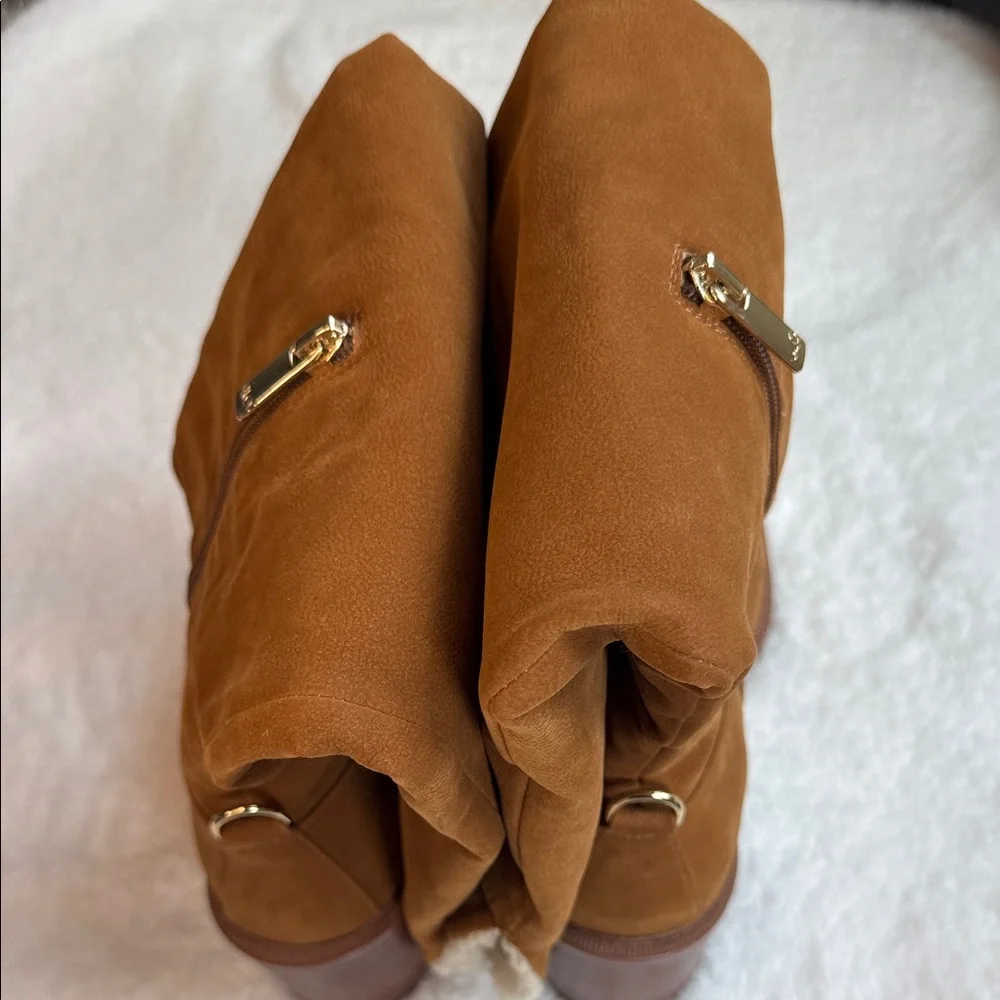 Brown Women's Tall Zip Boots - Stylish Winter Fashion - EUC sz10M